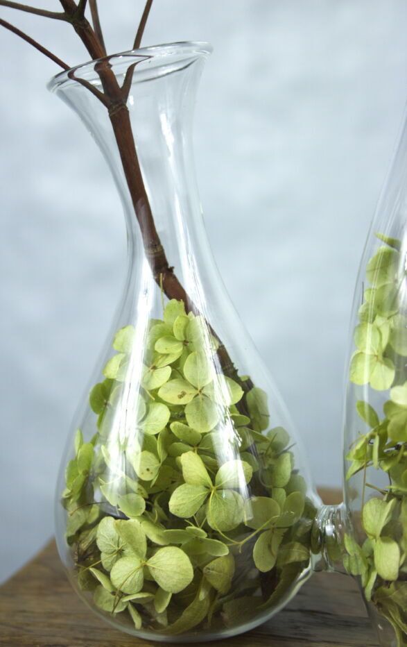 Vaas met droogbloemen “Hortensia” close-up vaasje